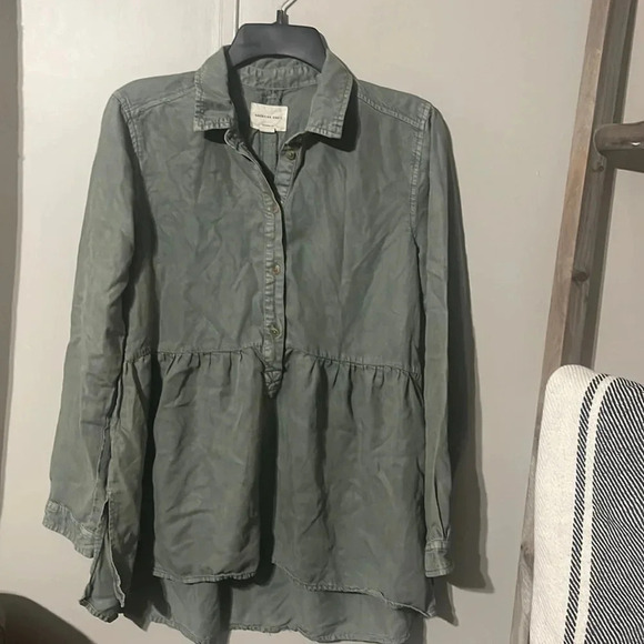 American Eagle Outfitters Tops - Nwot American Eagle Olive Green Button Up Baby Doll Top